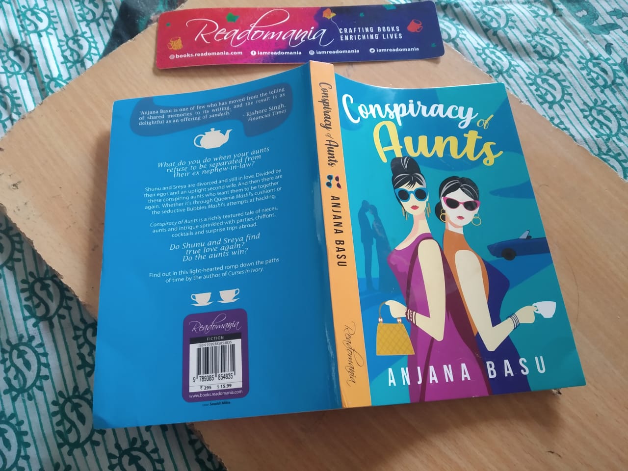 Read more about the article Book Review: Conspiracy of Aunts