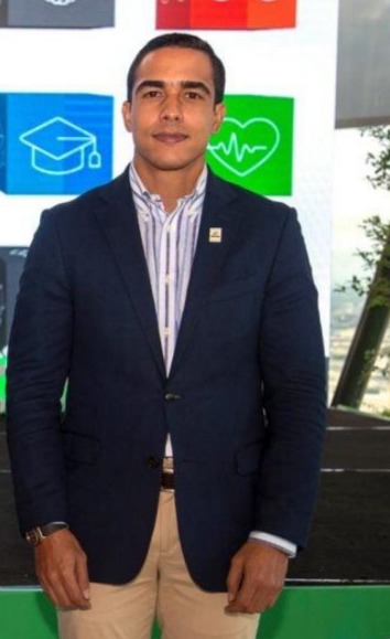 Germán Robles, exconsultor judicial de Senasa, incluso es detenido Germán Robles, exconsultor judicial de Senasa, incluso es detenido