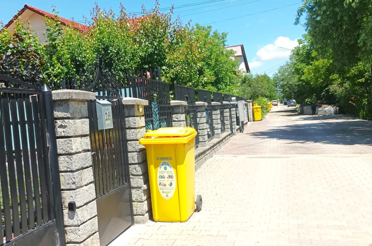Pubela galbenă se colectează miercuri în municipiul Bistrița. Program diferit pentru localitățile componente