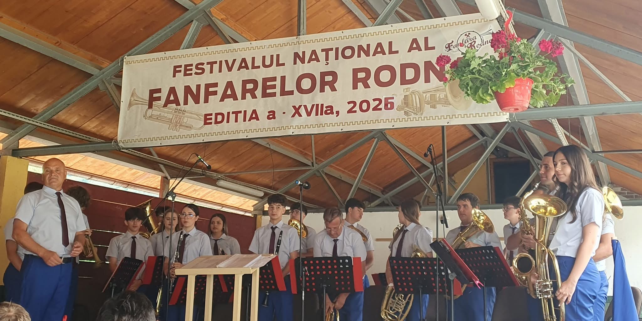 Festivalul Național al Fanfarelor a adus ritm și culoare la Rodna. Sute de spectatori, la cea de-a XVII-a ediție