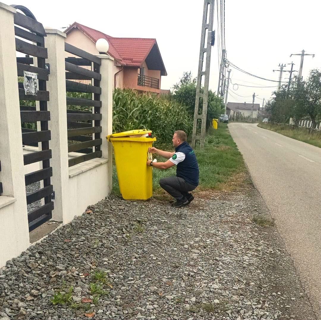 Pubela galbenă, colectată miercuri în localitățile componente ale municipiului Bistrița