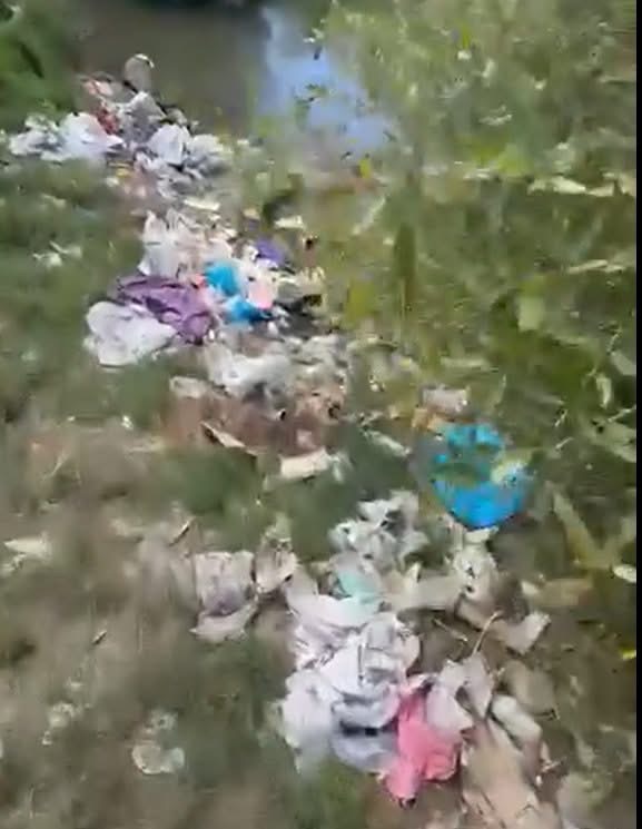 Lazany trimite beneficiarii de ajutor social să curețe mizeria de pe malul Bistriței, la Sărata