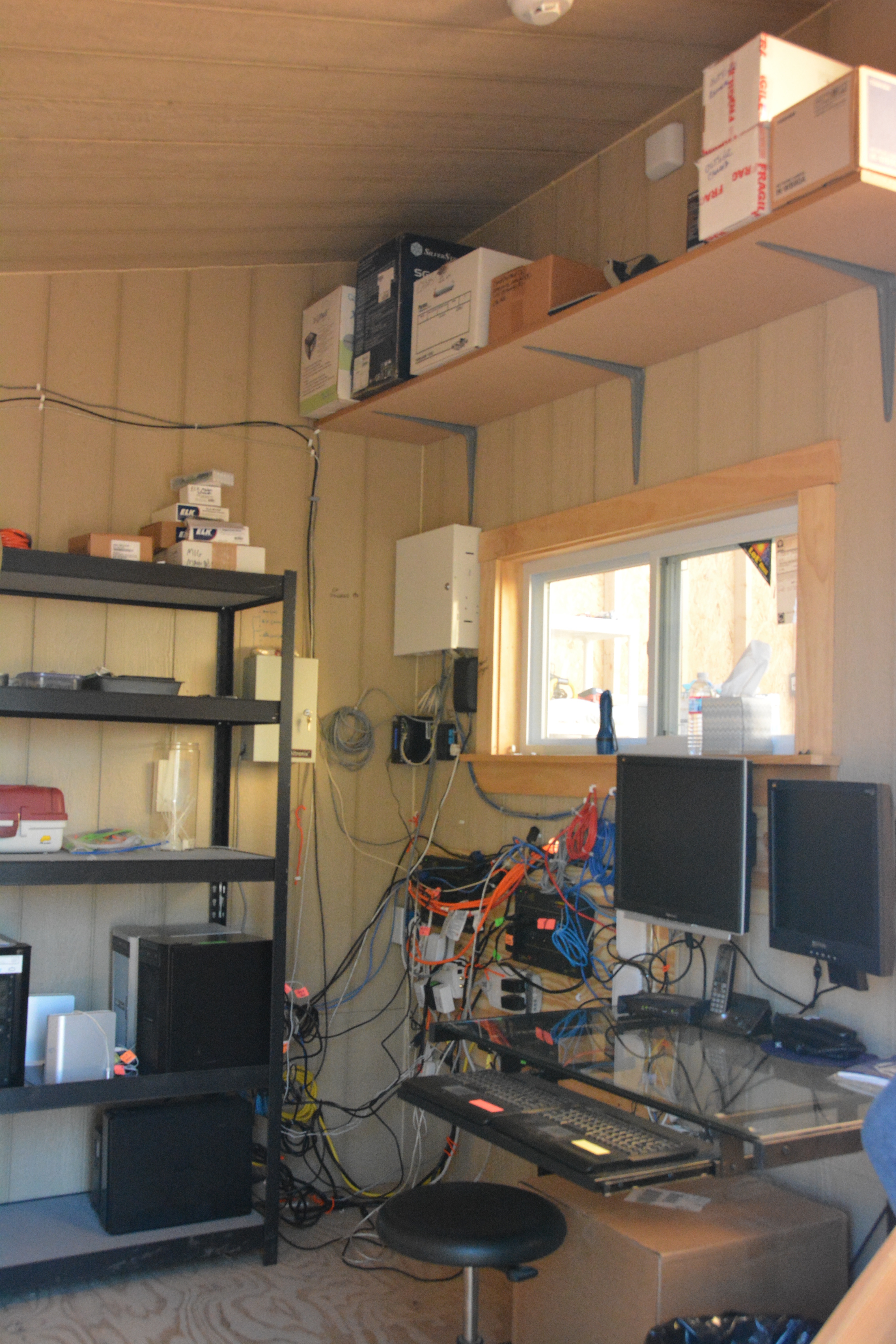 Shuttleview warmroom