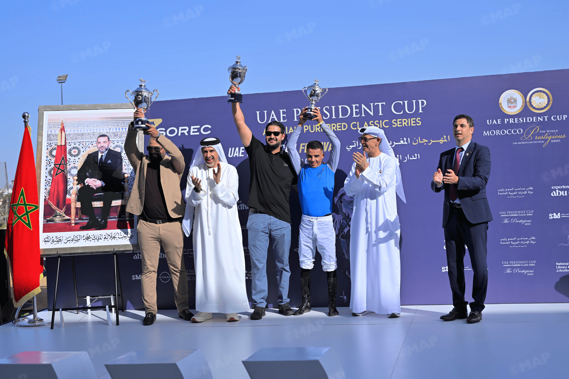 «براق» يتوج بكأس رئيس الإمارات في المهرجان الإماراتي المغربي لسباق الخيول بالدار البيضاء