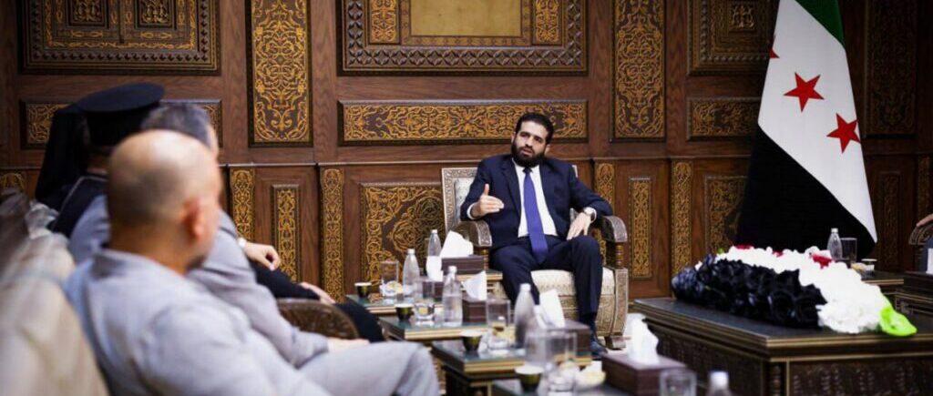 الداخلية السورية تبحث مع وجهاء حماة سُبل تعزيز الأمن