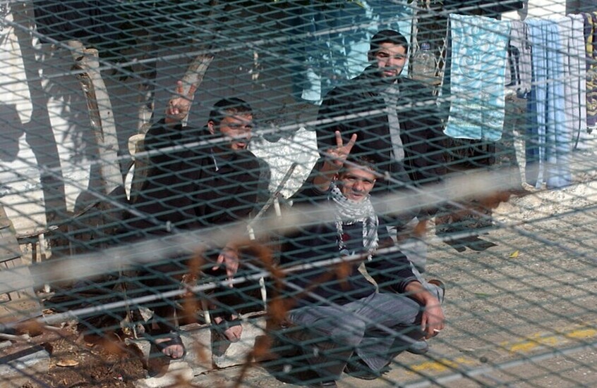 ارتفاع عداد الأسرى الفلسطينيين في السجون الإسرائيلية
