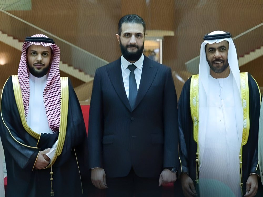 الرئيس السوري يستقبل رجال أعمال ومستثمرين خليجيين