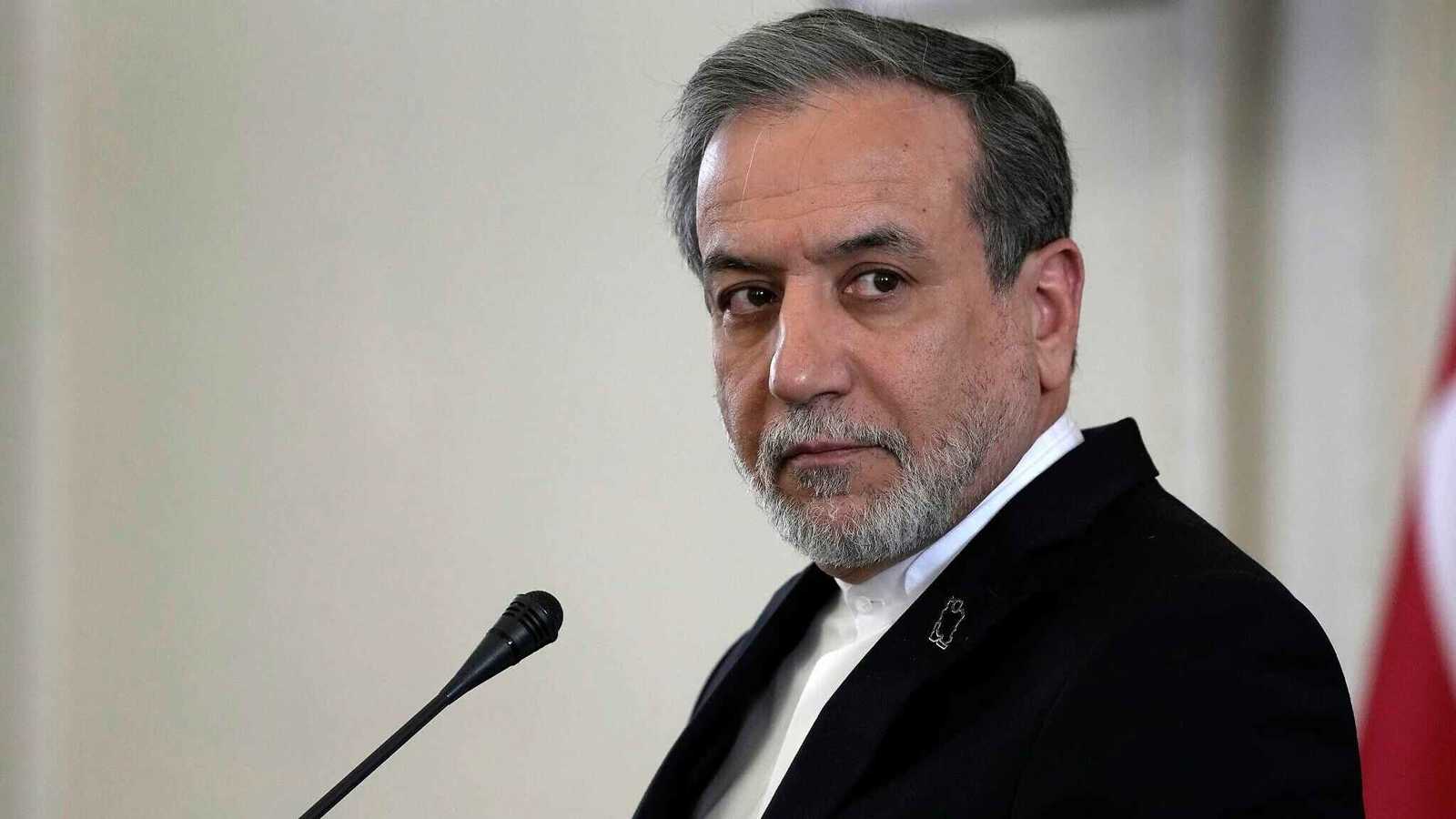 طهران: ندرس إطلاق مفاوضات فعّالة مع أوروبا