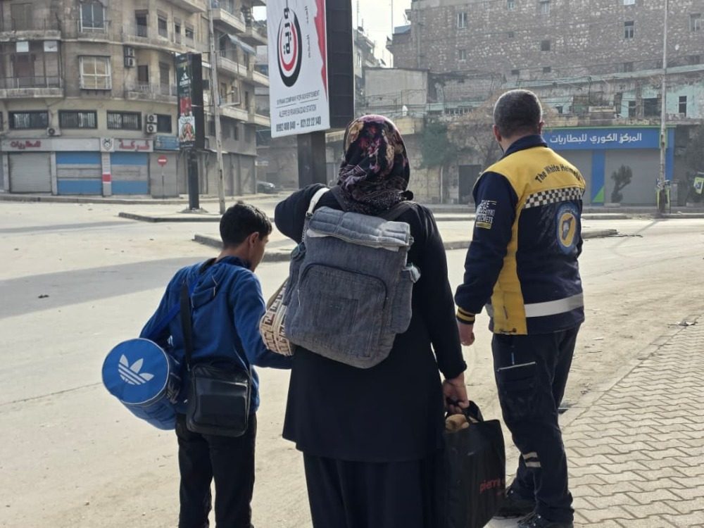 وزارة الطوارئ السورية: نبذل أقصى جهودنا لحماية المدنيين في حلب