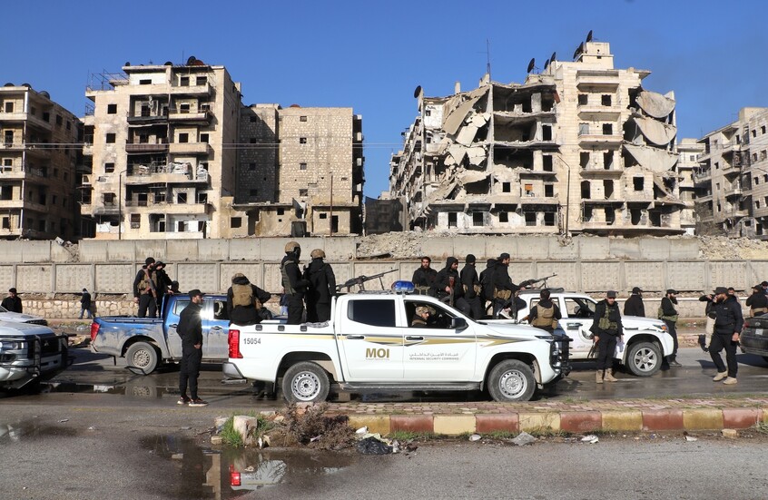 بيان لـ "الإدارة الذاتية الكردية" بعد مغادرة حلب