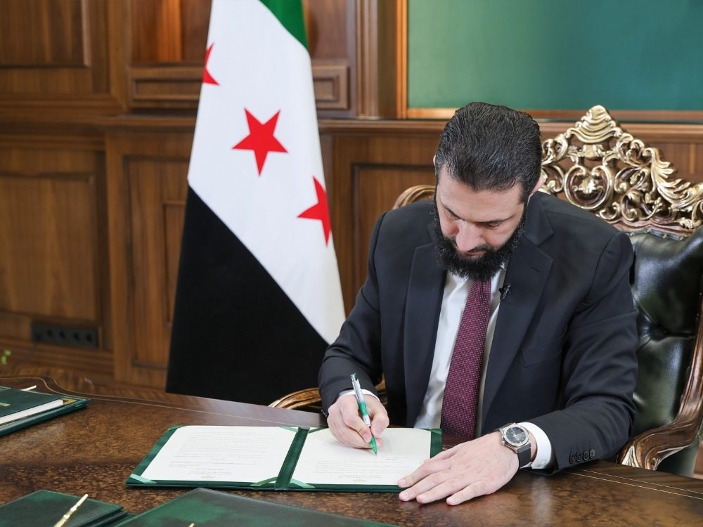 الرئيس السوري يصدر مرسوماً خاصاً بالمواطنين الأكراد