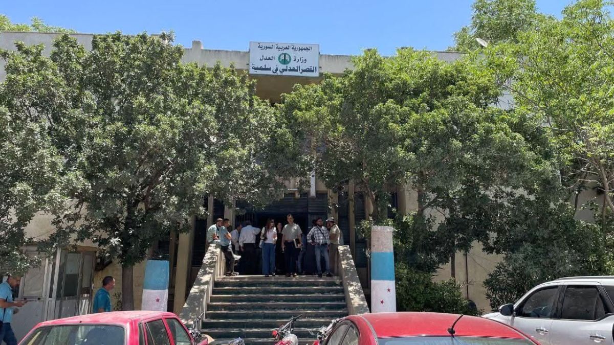 توقيف موظفة بسبب الإفطار يثير جدلا واسعا بسوريا