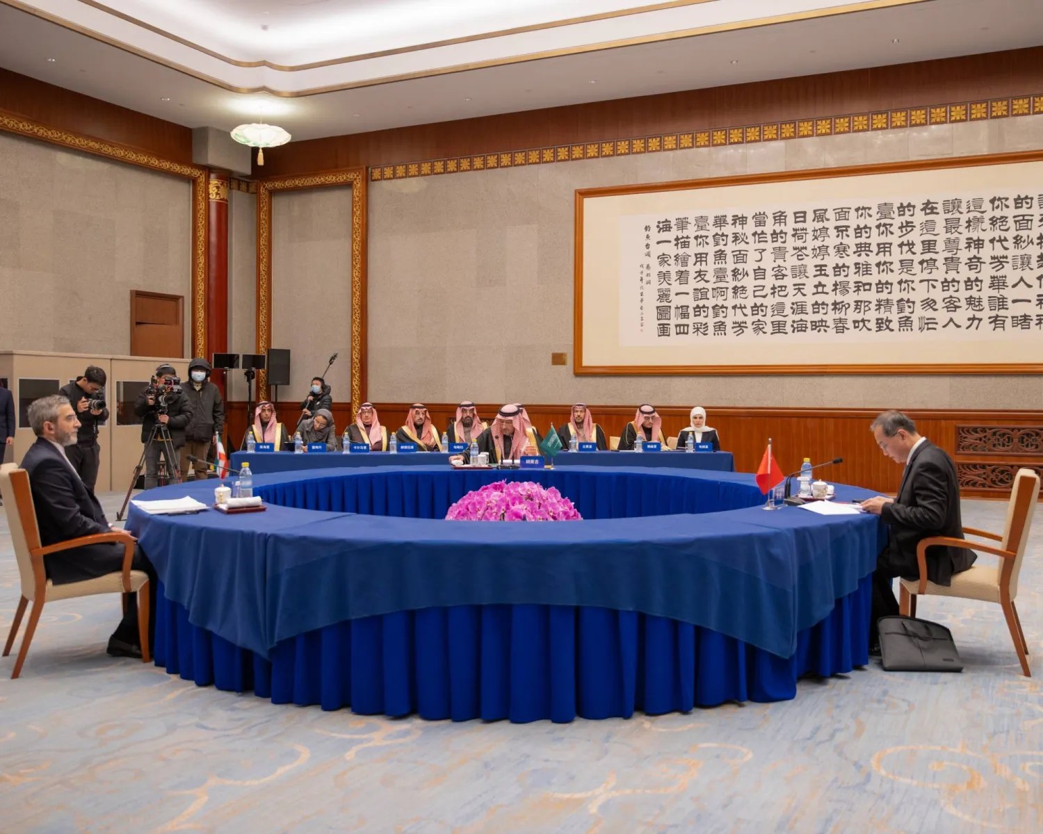 السعودية وإيران تؤكدان التزامهما باتفاق بكين