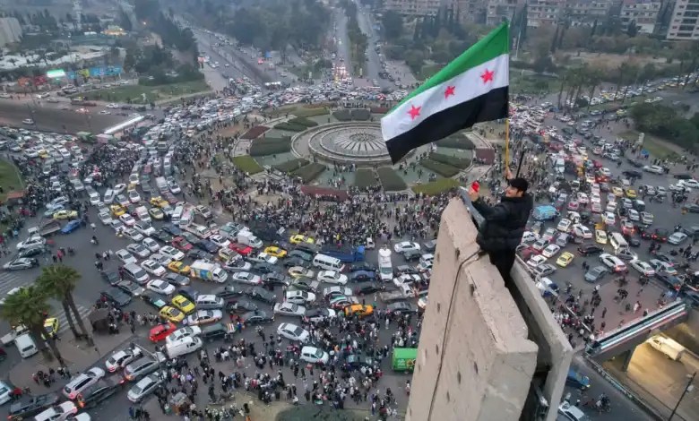 عام التحول السوري: تحديات ثقيلة وآمال تتشكّل تدريجياً