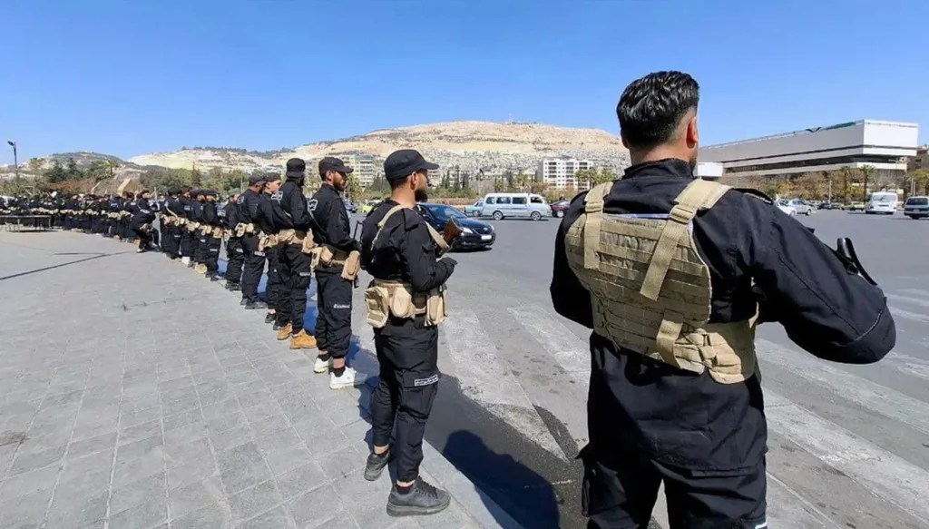 سوريا.. مقتل 4 من عناصر الأمن بإطلاق نار في إدلب