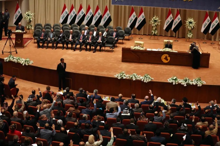 البيت السني وشروط المشاركة: أوراق تفاوض حاسمة لتشكيل الحكومة العراقية