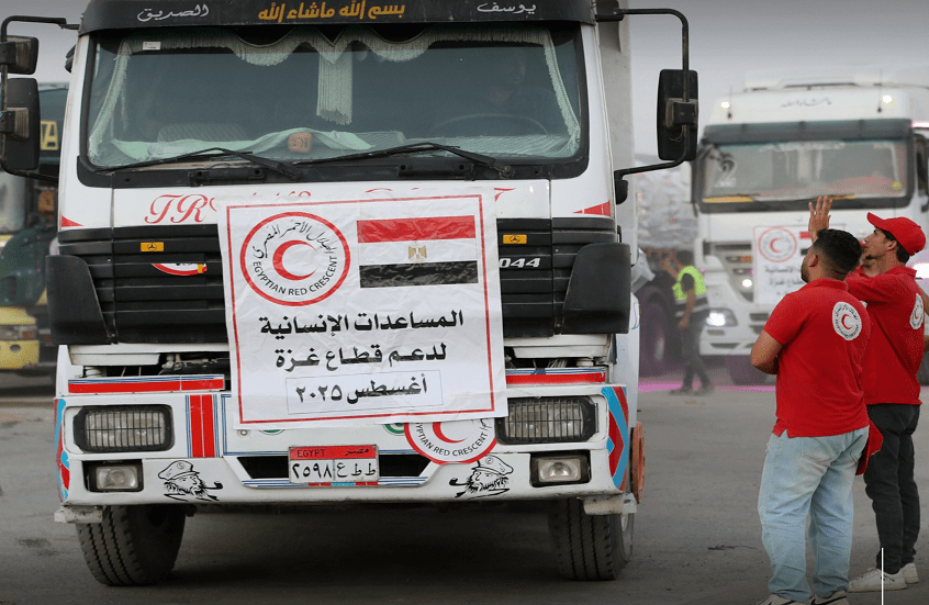 مصر ترسل قافلة مساعدات إلى غزة