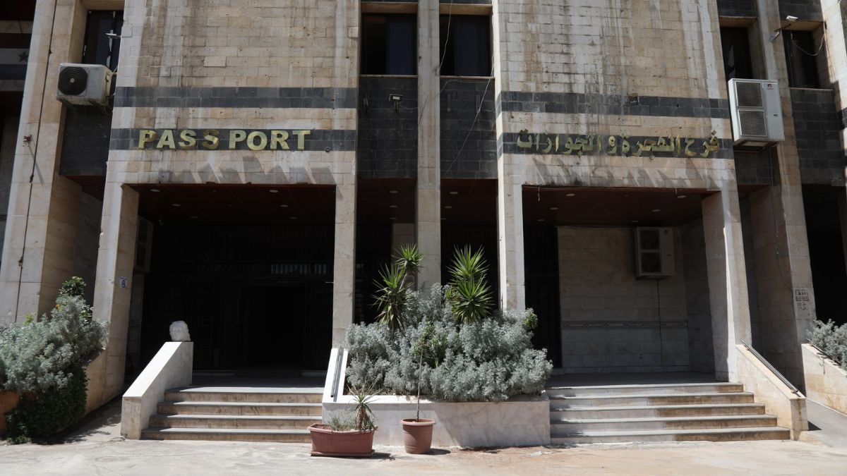 الخارجية السورية تمدد جوازات سفر الطلاب المغتربين