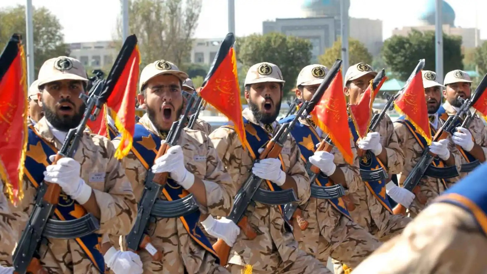 الجيش الإيراني: لن نتراجع أمام أي تصعيد