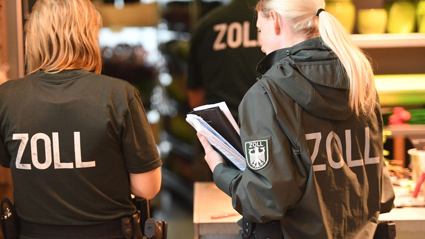 دراسة : ” العمل الأسود ” في ألمانيا يفقد إغراءه لهذا السبب