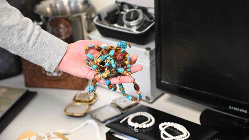 مدينة كريفلد- القبض على عصابة سرقت 150 000 يورو.