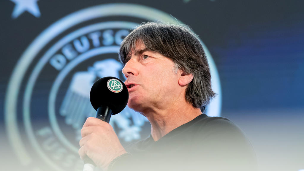 لوف المغامر يختبر تشكيلة ألمانيا الشابة أمام صربيا