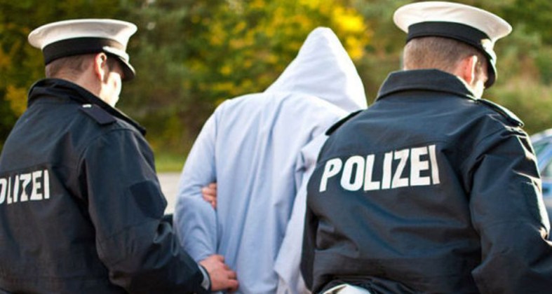 طالب لجوء سوري ارتكب جريمته بسوريا وحوكم بالسجن في المانيا