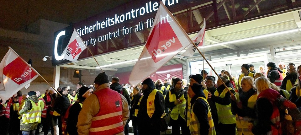 ألمانيا تحل أزمة أجور عمال أمن المطارات