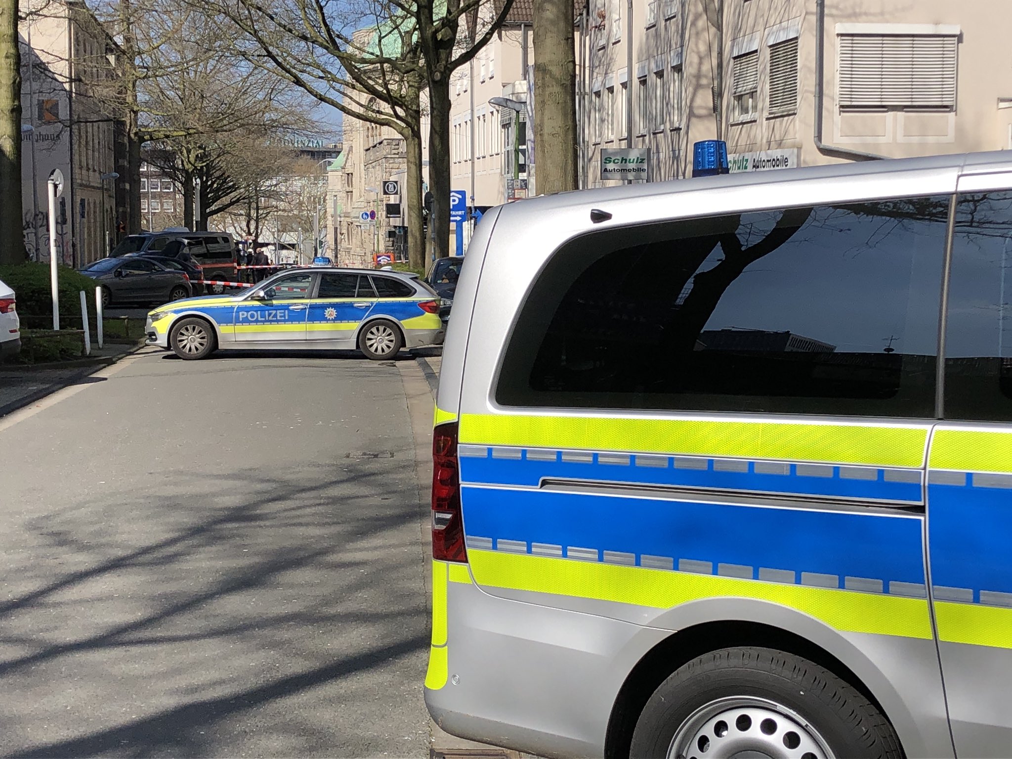 حصري||| الصور الاولية من مكان الحادث بمدينة إيسن