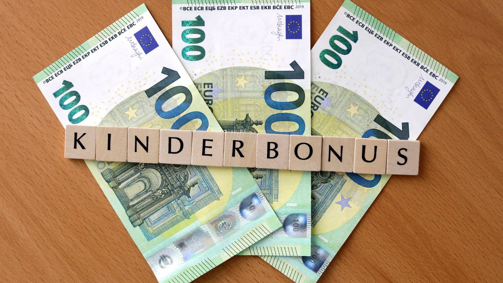 300 يورو لكل طفل.. مساعدات مالية جديدة للعوائل في ألمانيا