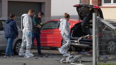 جريمة بشعة بمدينة ليمبورغ شاب يقطع رأس زوجته بالشارع العام