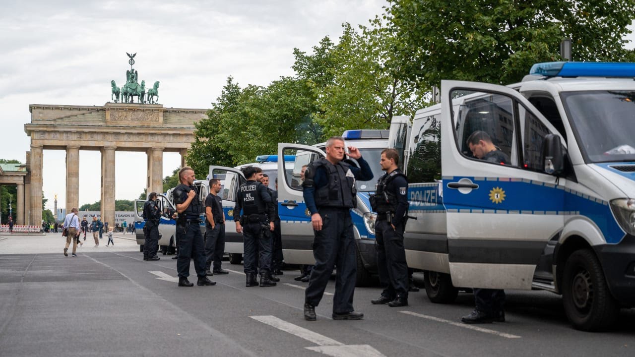 محكمة ألمانية تسمح بالتظاهر وتوجه ضربة قوية لوزارة الداخلية في ولاية برلين