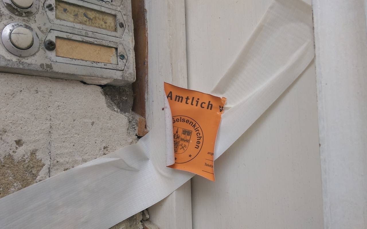 كلزنكرش| عملية مداهمة واسعة لبعض المباني بالمدينة والسبب…