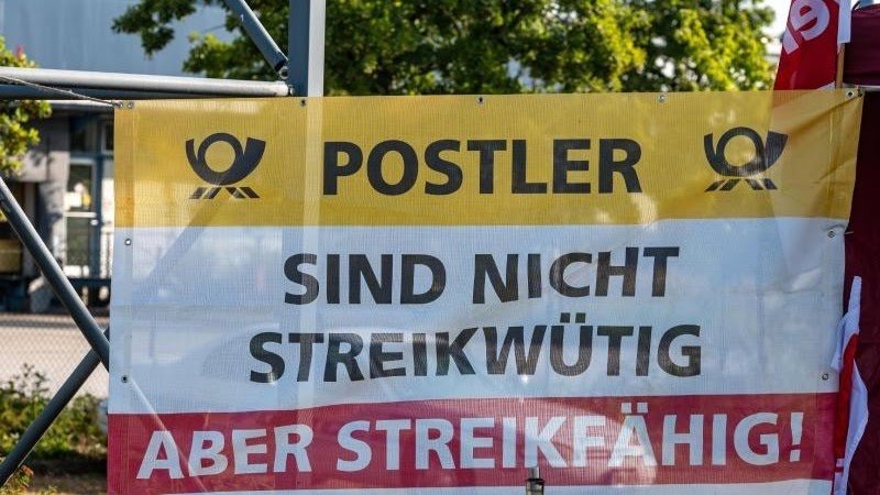 ألمانيا| 4300 موظف بالبريد يضربون عن العمل للمطالبة بزيادة مرتباتهم