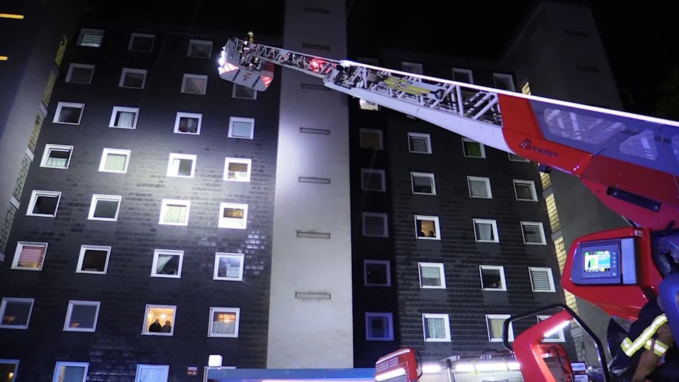 رعب النيران في إيسن: مطاردات مكثفة للبحث عن “شبح الحرائق” الذي يهدد السكان