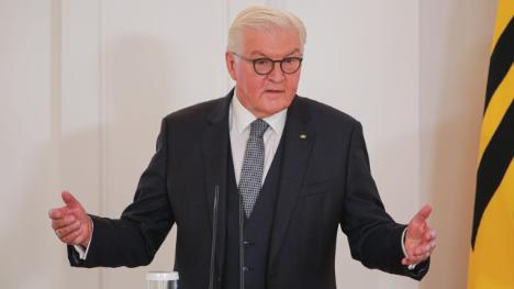 رئيس ألمانيا السيد شتاينماير يدخل الحجر الصحي