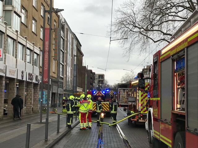 حريق بأحد المباني السكنية بمنطق كلزنكرش بور