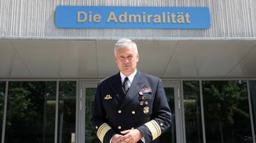 قائد البحرية الألمانية يستقيل من منصبه