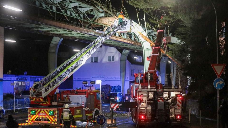 صور: عاصفة تجتاح ألمانيا منذ ليلة أمس