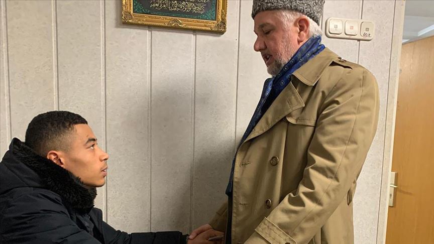 نجا من هجوم هاناو فأعلن إسلامه