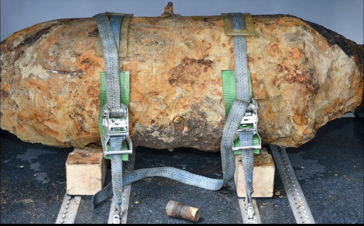 عاااجل:عملية إجلاء واسعة النطاق في مدينة كلزنكرش بعد العثور على قنبلة من الحرب العالمية الثانية