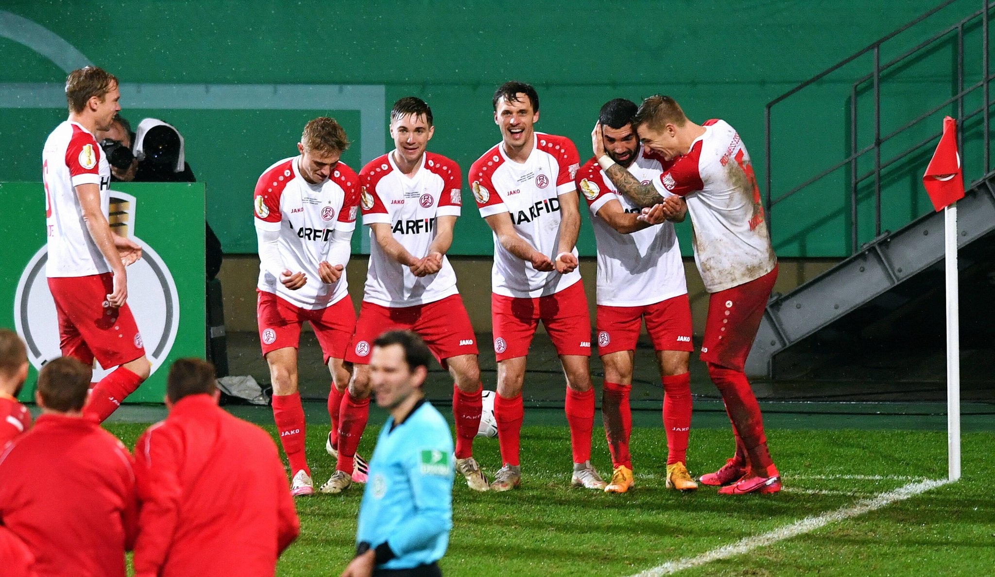 فريق مدينة ايسن يُقصي ليفركوزن من كأس ألمانيا