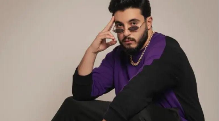 أنس الجراري .. فنان ريفي أنجبه الواقع مبدعاً منفرداً بذوقه وإبداعاته ورقيه اللامتناهي