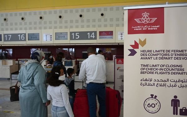 إقبال كبير على حجز تذاكر السفر من قبل مغاربة أوروبا