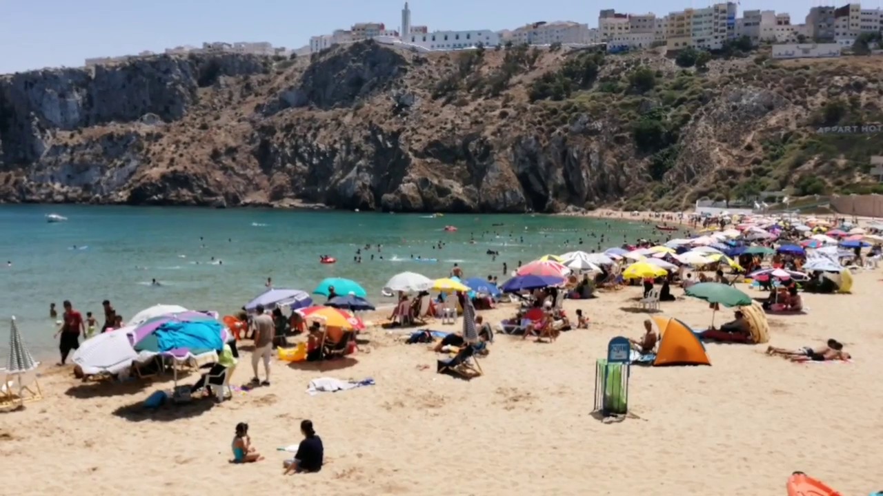 محزن.. سكتة قلبية تنهي حياة شاب بشاطئ “كيمادو” بالحسيمة