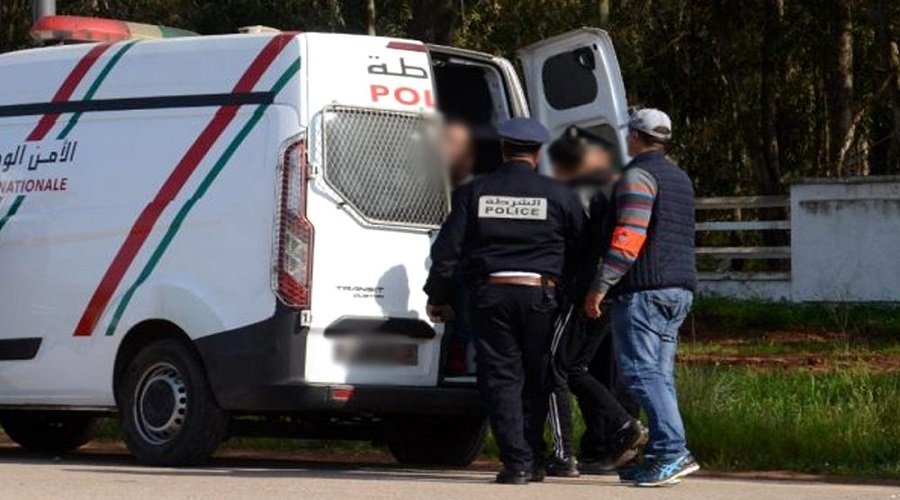 أزغنغان.. مروج مخدرات يتسبب في جروح لشرطي أثناء مداهمة لاعتقاله