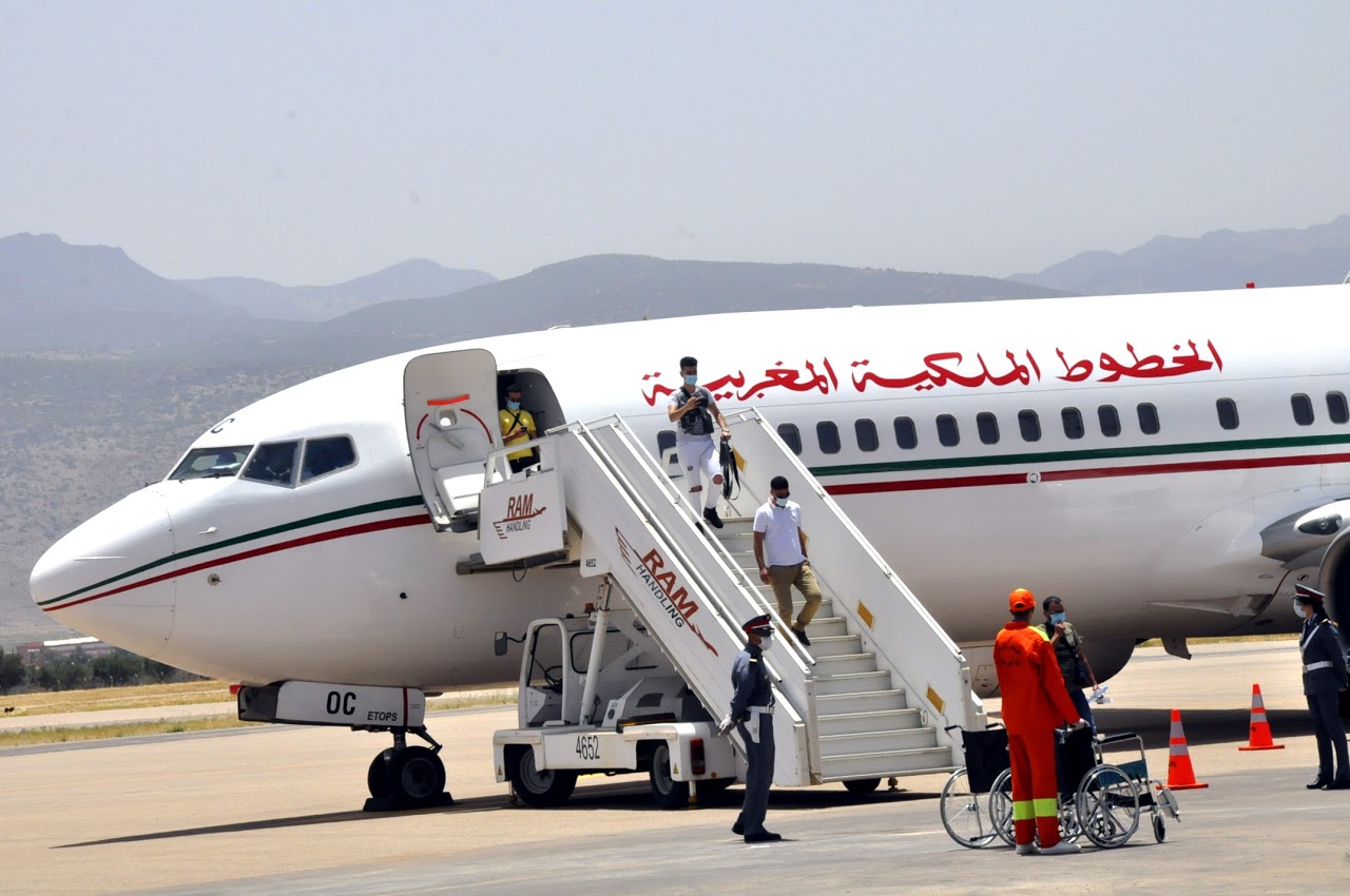 Arrivée de 160 Marocains à l'aéroport de Béni Mellal à bord d’un avion de la Royal Air Maroc (RAM), en provenance de l'aéroport de Séville, dans le cadre du rapatriement des Marocains bloqués à l’étranger en raison de la pandémie du nouveau coronavirus. 27062020 - Béni Mellal