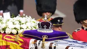 الأمير مولاي رشيد يمثل الملك في جنازة إليزابيث