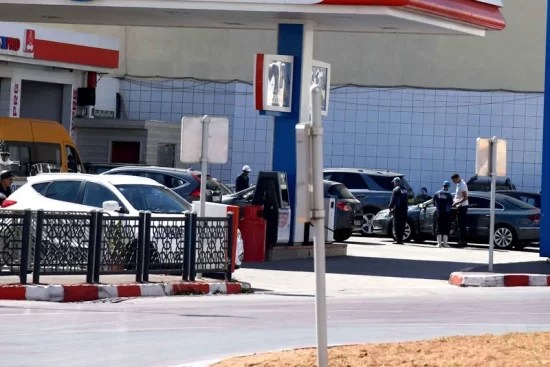 مهنيون يتوقعون “زيادة طفيفة غير مؤكدة” لأسعار الغازوال والبنزين بالمغرب