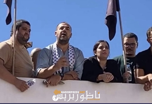 الزفزافي: مصلحة الوطن فوق كل شيء.. والدي أبو الأحرار والحرائر ومندوب السجون ساعدني لحضور جنازته